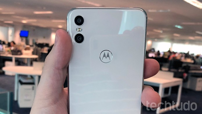 Review Motorola One Techtudo