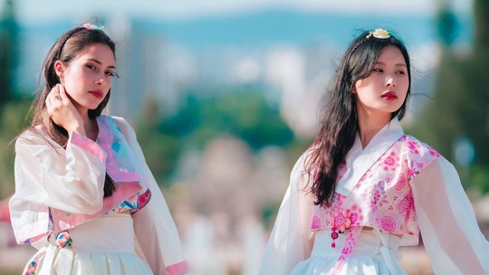 São Paulo recebe desfile de Hanboks, traje tradicional sul-coreano