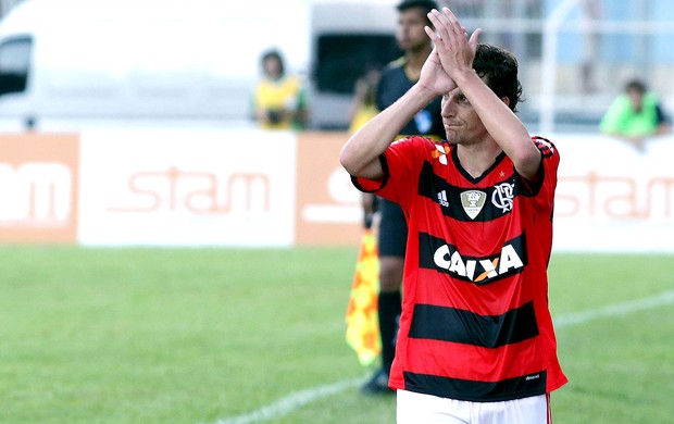 Para Roger, Flamengo evoluiu no segundo tempo e mereceu vencer