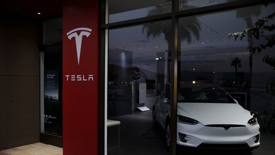 Departamento de Justiça dos EUA investiga piloto automático de carros da Tesla