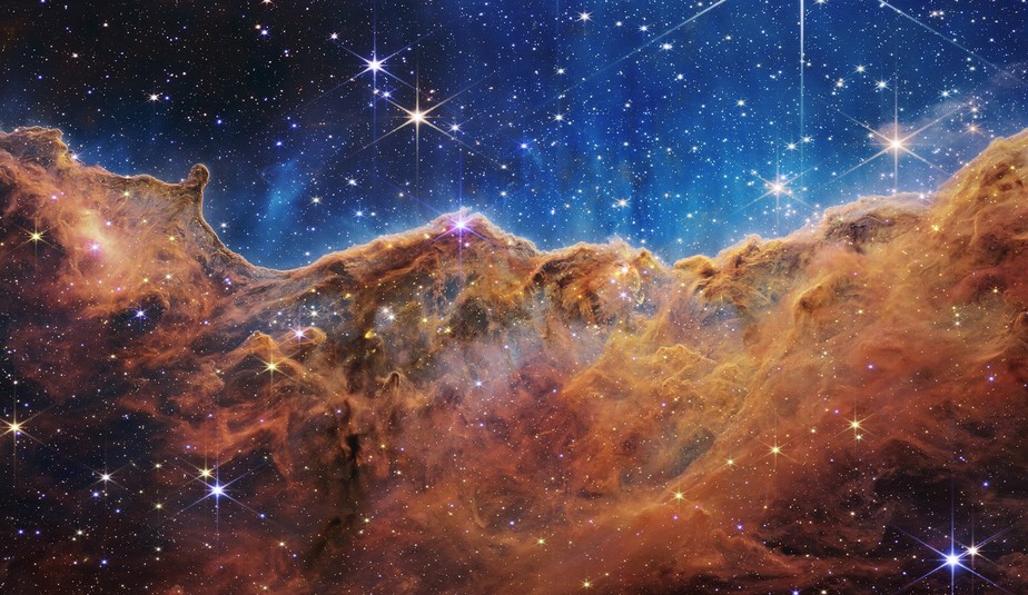 Nebulosa Carina, fotografada pelo Telescópio James Webb