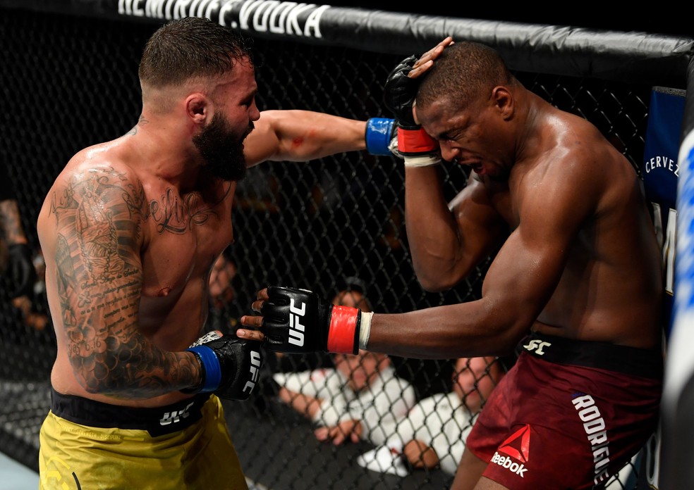 John Allan Mike Rodriguez UFC Sacramento â?? Foto: Getty Images