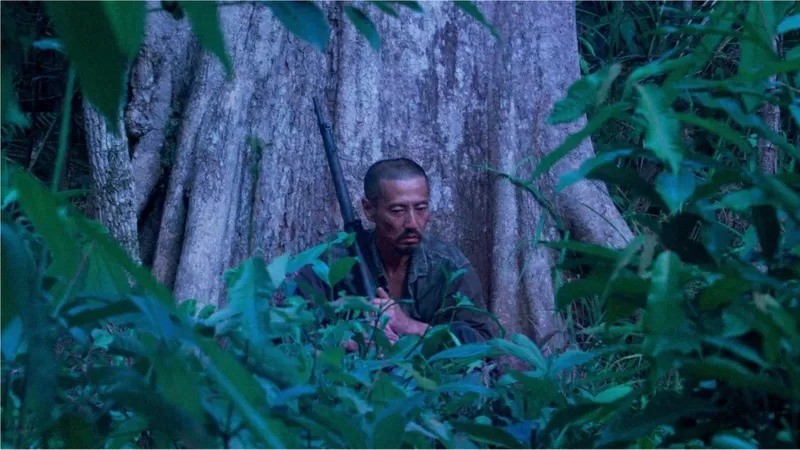 Após a morte do seu colega Kinshichi Kozuka, Onoda permaneceu escondido, sozinho, por mais 18 meses (Foto: BATHYSPHERE via BBC News Brasil)
