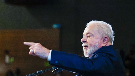 Lula diz que operação da PF é ‘visível armação do Moro’, apesar de atuação de Dino