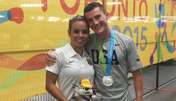 Camilla Gomes namora o ginasta americano Steven Gluckstein (Foto: Reprodução/Instagram)