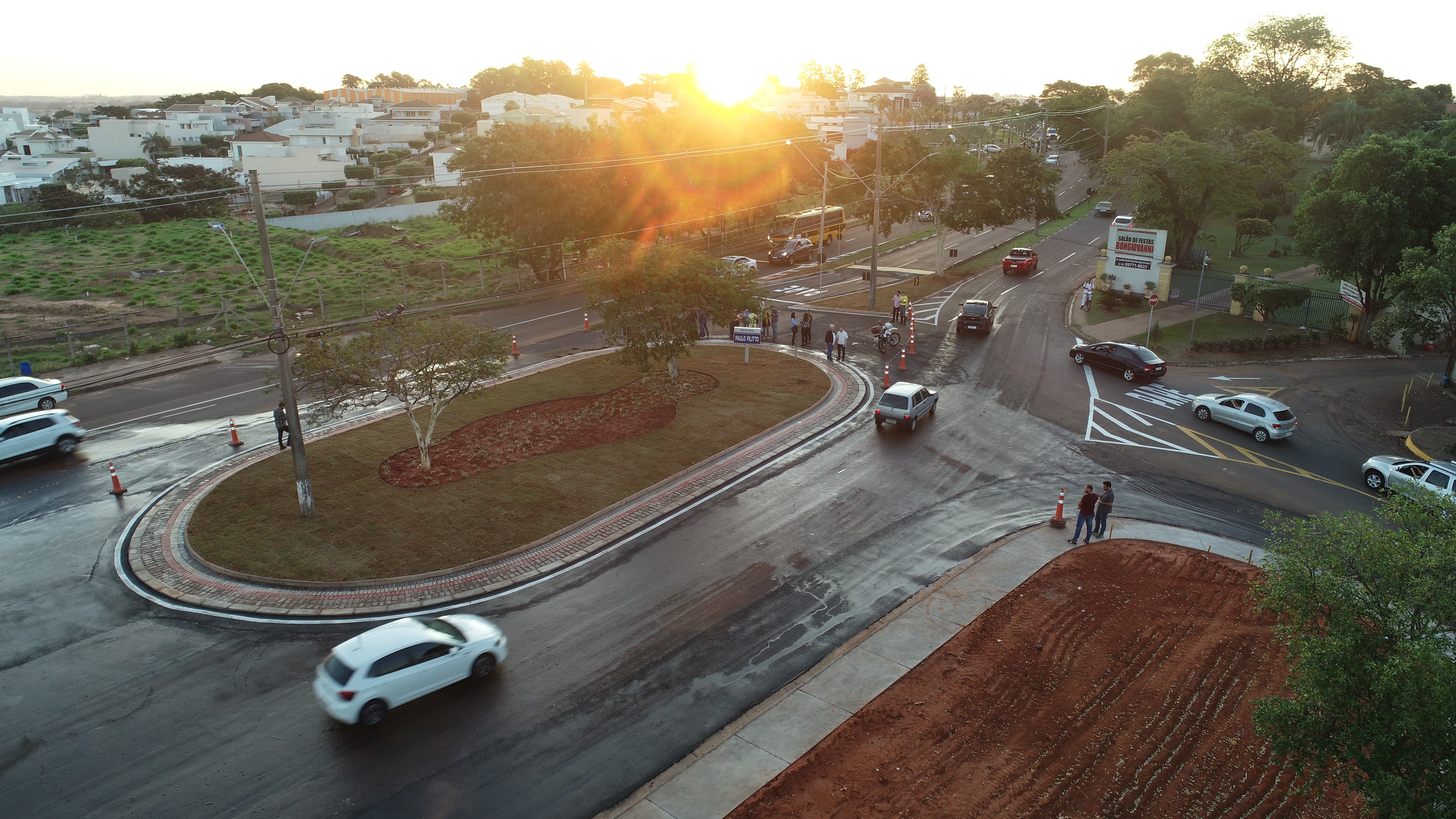 Conclusão de obras libera tráfego de veículos em nova rotatória no Jardim Maracanã, em Presidente Prudente