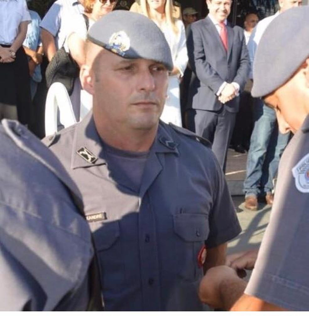 Policial militar Alexandre Luís Batista, que morreu após cair do Helicóptero Águia, foi enterrado em Paraguaçu Paulista — Foto: Arquivo Pessoal