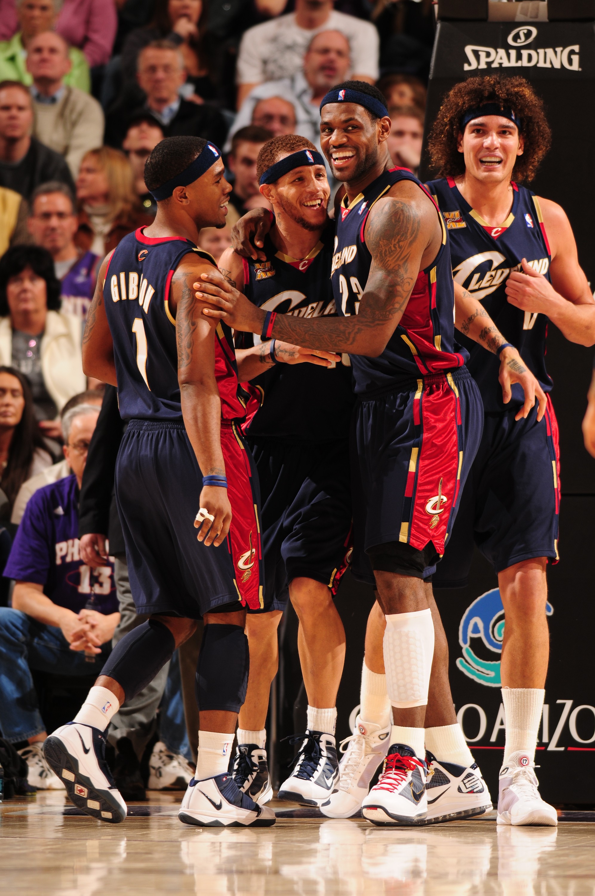 Daniel Gibson, Delonte West, LeBron James e Anderson Varejão em jogo dos Cavaliers em 2009 (Foto: Getty)