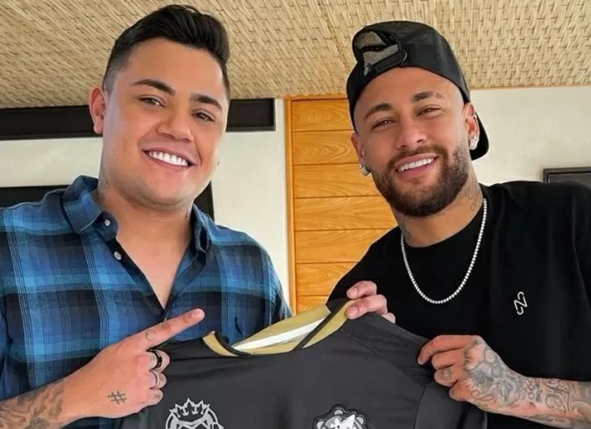 Felipe Araújo e Neymar (Foto: Reprodução Instagram)