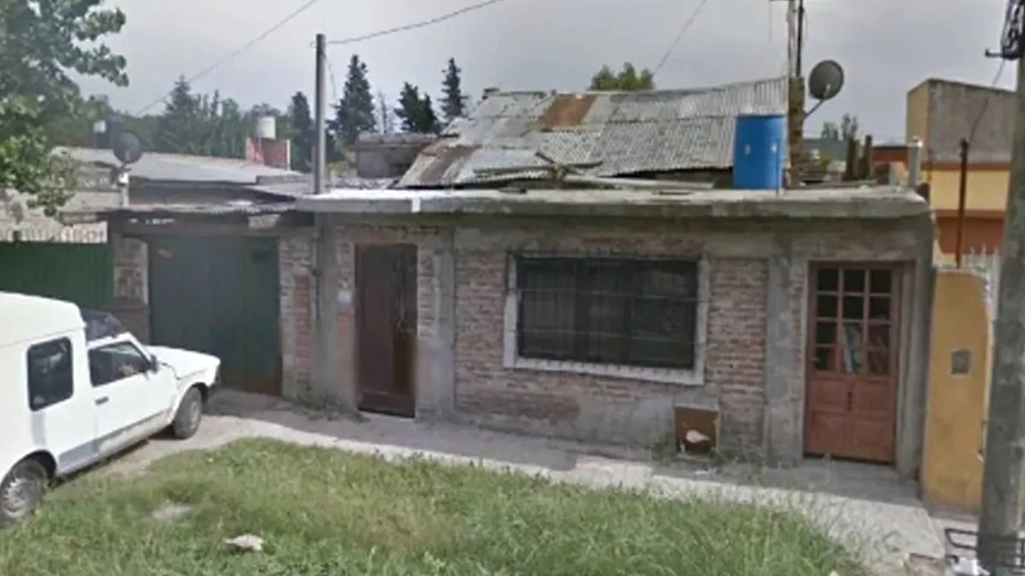 Casa cuja queda de telhado matou quatro irmãos na Argentina