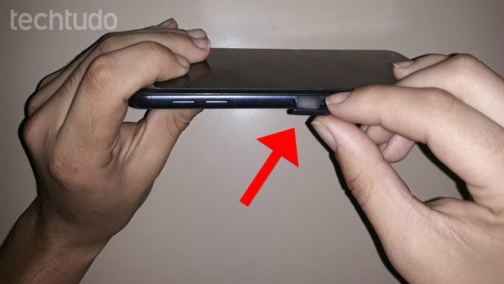 Como Colocar Cartão De Memória No Samsung J7