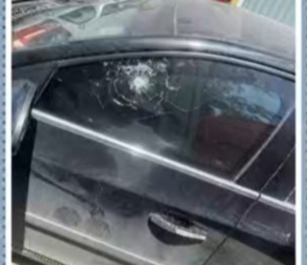 Câmeras de segurança registram tentativa de assalto no bairro de Plataforma, em Salvador — Foto: Reprodução/TV Bahia