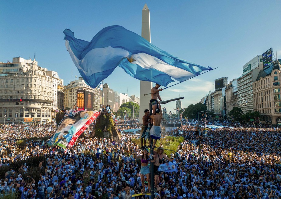 Seleção argentina irá comemorar tricampeonato junto com a torcida no Obelisco, na Avenida 9 de Julio, em Buenos Aires