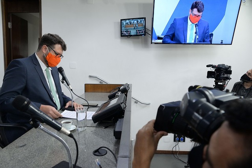 Guilherme da Cunha defendeu o decreto do governador Romeu Zema — Foto: Guilherme Dardanhan/ ALMG