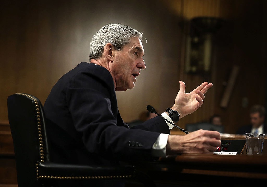 WASHINGTON, DC - JUNE 19:   Federal Bureau of Investigation (FBI) Director Robert Mueller testifies during a hearing before the Senate Judiciary Committee June 19, 2013 on Capitol Hill in Washington, DC. Mueller confirmed that the FBI uses drones for dome (Foto: Getty Images)
