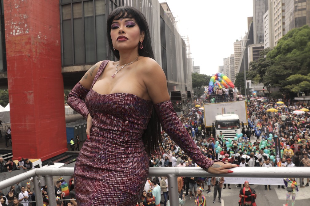 A ex-BBB Ariadna Arantes 26ª edição da Parada do Orgulho LGBT+ — Foto: Celso Tavares/g1