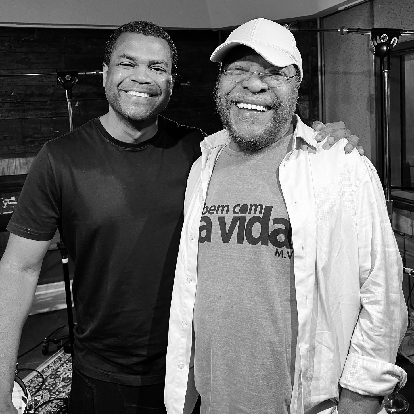 Martinho da Vila entra em estúdio no Rio para gravar disco com Pretinho da Serrinha na produção
