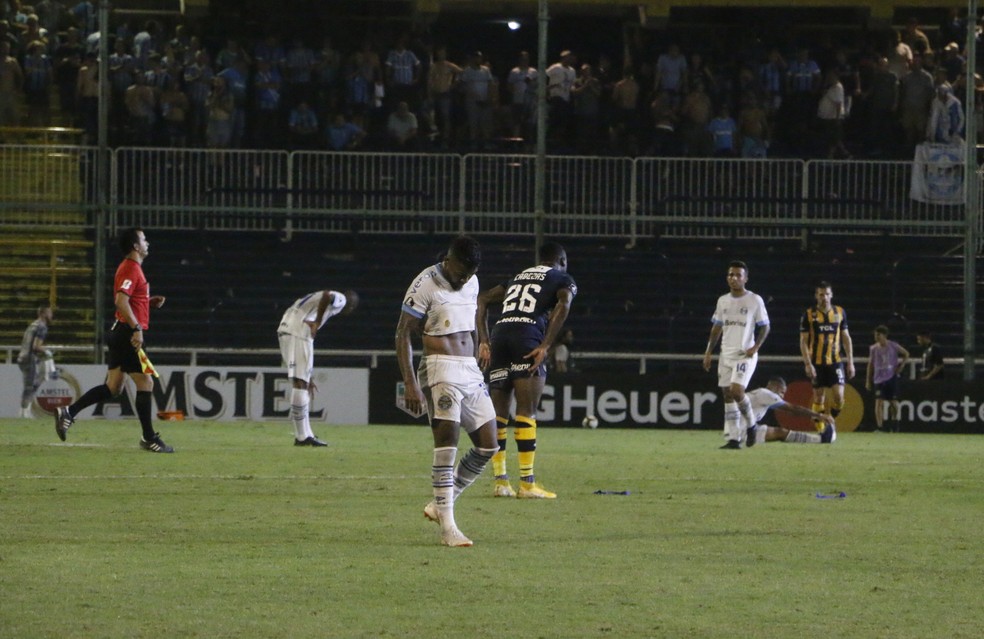 Final da partida entre Grêmio e Rosário  — Foto: Eduardo Moura
