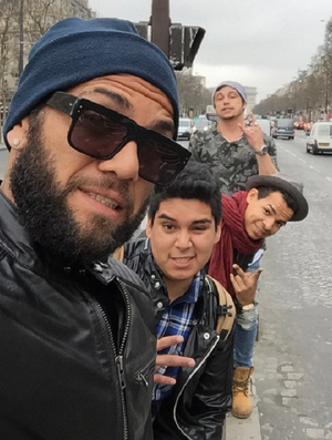 Daniel Alves em Paris com amigos (Foto: Reprodução/Instagram)
