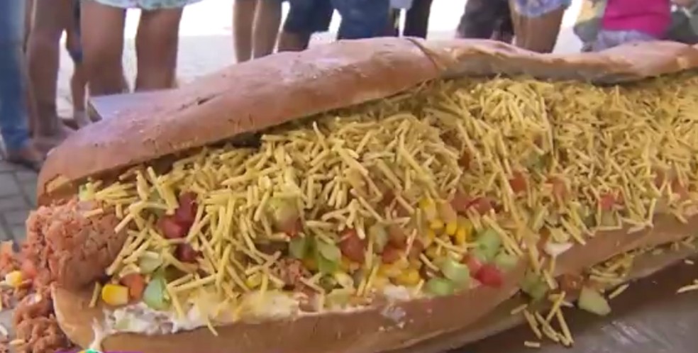 Lanches Gigantes Do Parana Chamam A Atencao E Fazem Sucesso Pelo Estado Estudio C Gshow Online shopping for hot dogs & franks from a great selection at grocery & gourmet food store. lanches gigantes do parana chamam a