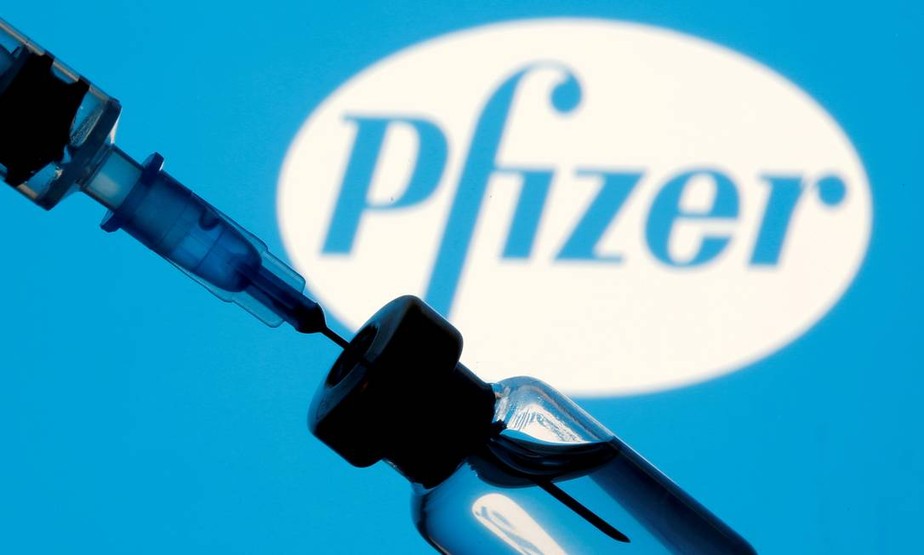 Frasco da vacina da Pfizer/BioNTech contra a Covid-19