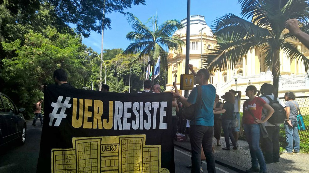 Professores da Uerj decidem manter estado de greve até a próxima semana (Foto: Carlos Brito/G1)