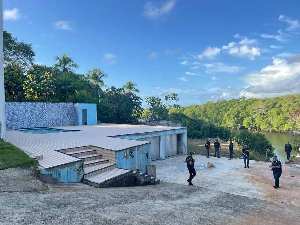 Casa de alto padrão funcionava como laboratório em Barra do Jacuípe  — Foto: Divulgação/Ascom PC