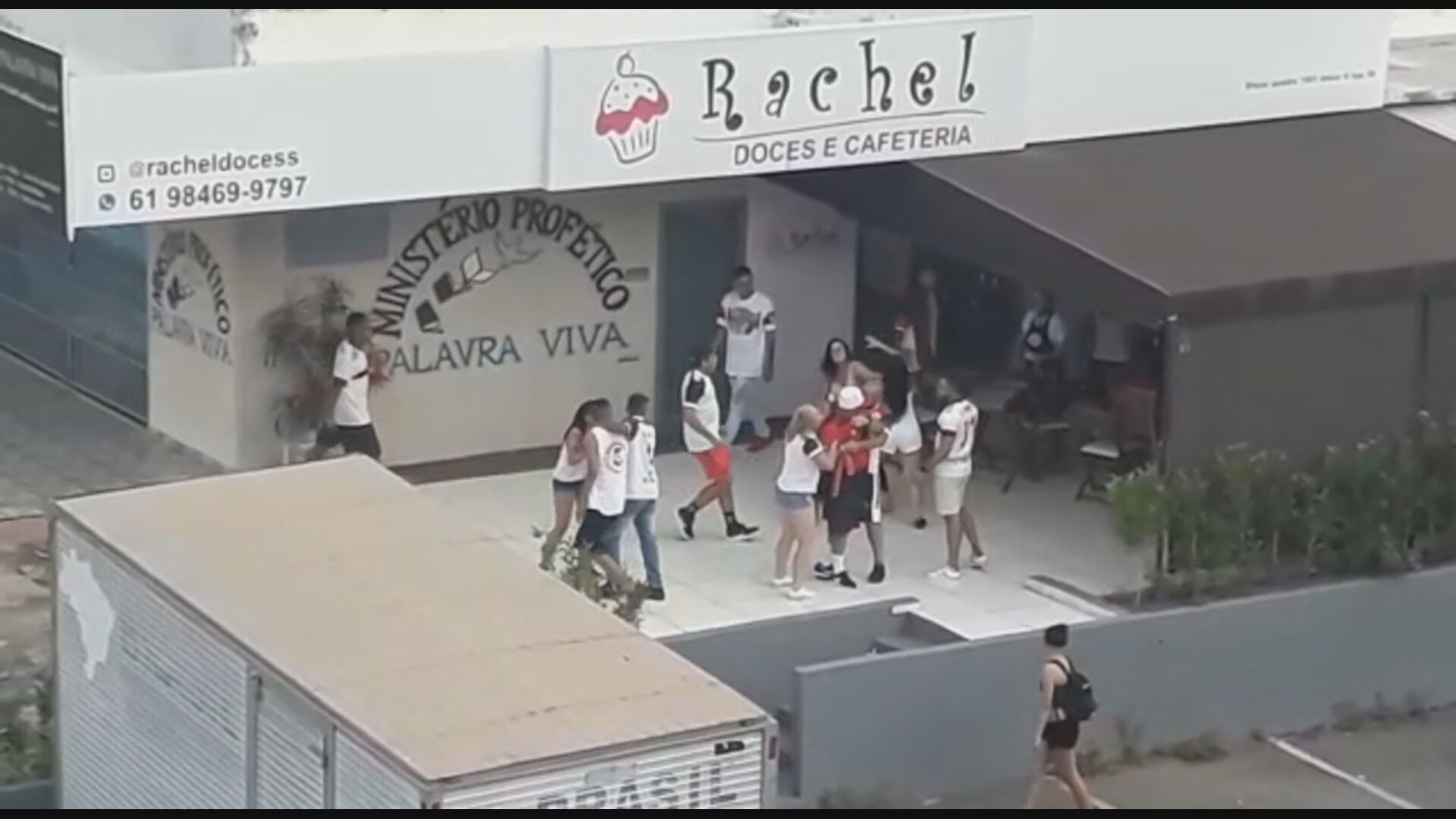 VÍDEO: duas mulheres são presas no DF após briga generalizada durante transmissão da final da Libertadores