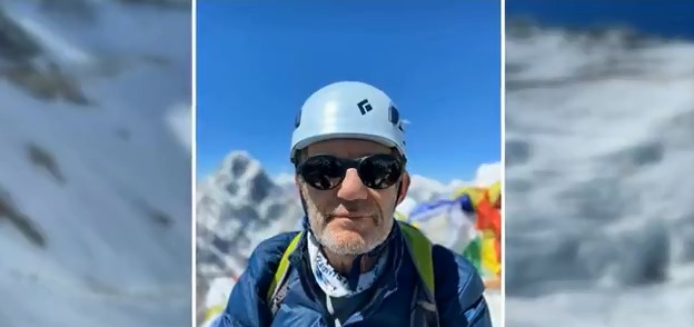 Paranaense se torna o homem mais velho do Brasil a chegar ao topo do Monte Everest