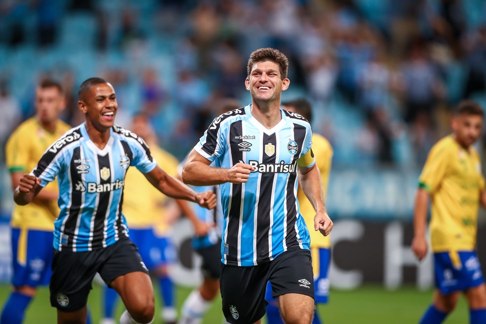 Kannemann comemora gol pelo Grêmio após quase quatro anos — Foto: Lucas Uebel/Grêmio