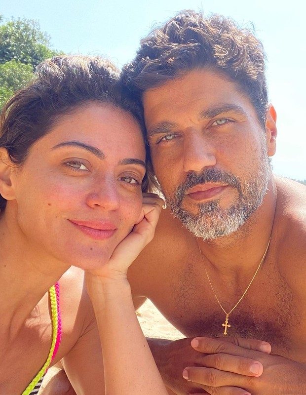 Carol Castro e Bruno Cabrerizo curtem viagem a Búzios (Foto: Reprodução/Instagram)