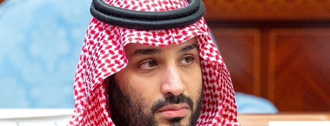 Mohammed bin Salman, príncipe da Arábia Saudita, é o novo dono do inglês Newcastle e o nome por trás do Fundo de Investimento Público (PIF). Com o novo proprietário, o clube se tornou o mais rico do mundo.VIA REUTERS