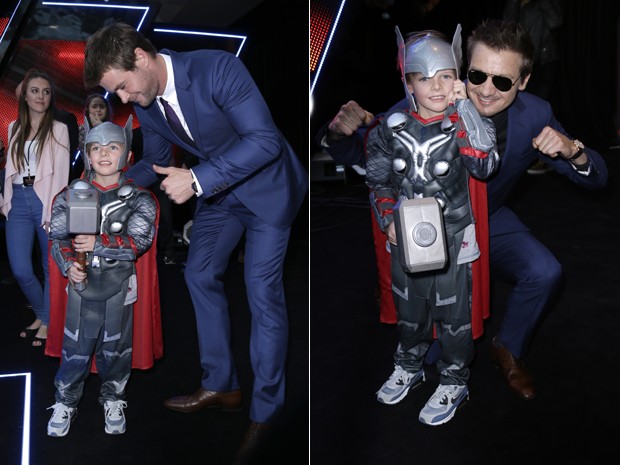 Criança com fantasia de Thor ganhou fotos com Jeremy Renner e Chris Hemsworth na première de 'Vingadores: Era de Ultron' em Londres nesta terça (21) (Foto: Joel Ryan/Invision/AP)