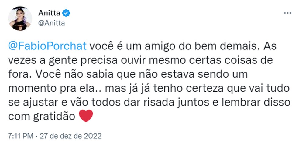 Anitta também respondeu Fábio Porchat e prestou apoio ao amigo — Foto: Reprodução/Twitter/Anitta