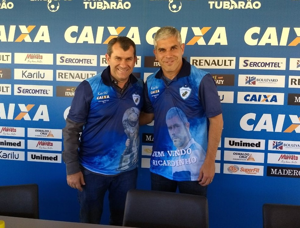 Passagem de bastão no Londrina: Claudio Tencati deixa o clube, e Ricardinho assume (Foto: Rodrigo Saviani)