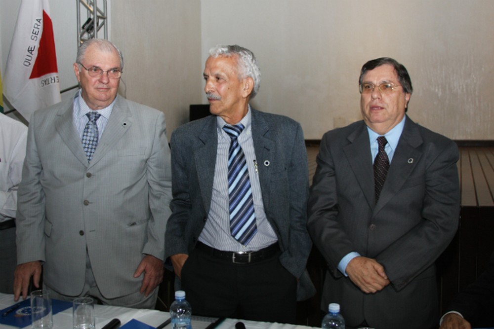 Cruzeiro planeja comissão de notáveis para discutir mudança no estatuto