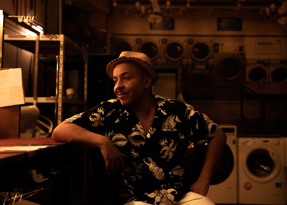 Lou Bega, o cantor de 'Mambo Number 5', em foto recente — Foto: Divulgação/Mischa Lorenz