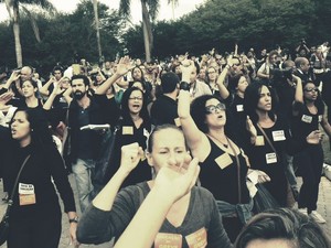 manifestação professores apresentação seleção (Foto: Marcelo Baltar)