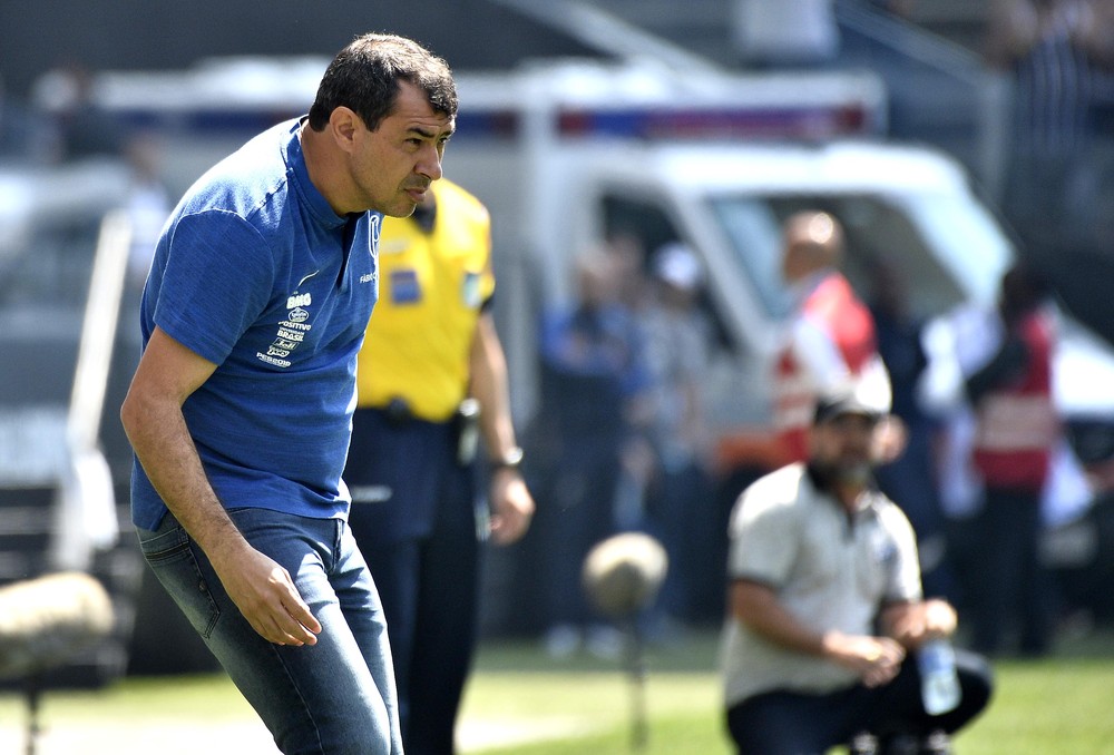 Análise: Corinthians só brigará pelo título se jogar o tempo todo no limite?