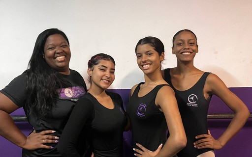 Profesora de danza abre escuela de ballet en favela y envía estudiantes a compañías de EE.UU.