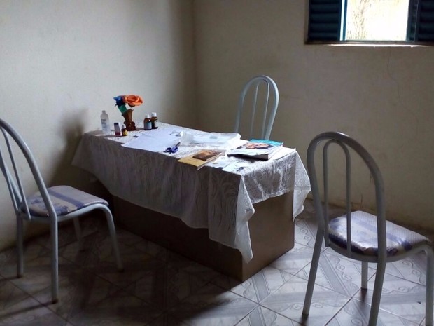 Consultório onde falso médico atendia em Jenipapo de Minas (Foto: PM/Divulgação)