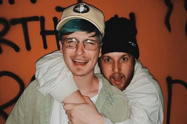 Os YouTubers Corey La Barrie e Crawford Collins (Foto: Instagram)