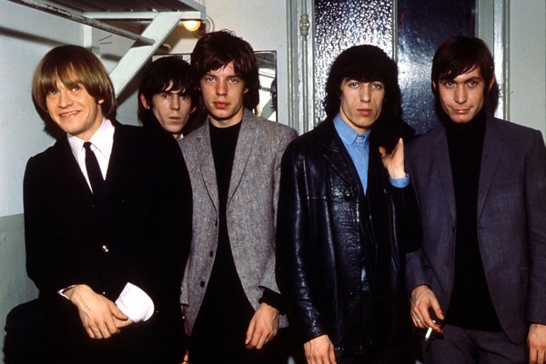 Brian Jones, Keith Richards, Mick Jagger, Bill Wyman e Charlie Watts em foto tirada na década de 1960 (Foto: Getty)