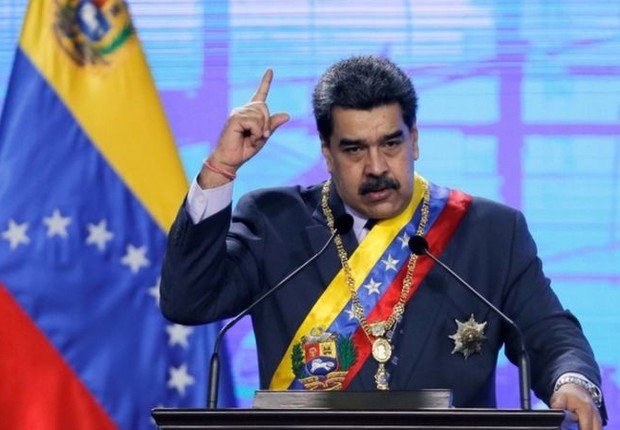 O governo de Nicolás Maduro mudou de atitude em relação ao dólar (Foto: Reuters via BBC)