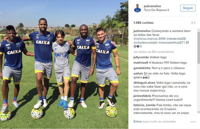 No DM, Judivan e Dedé posam para foto com Manoel e Marcos Vinícius