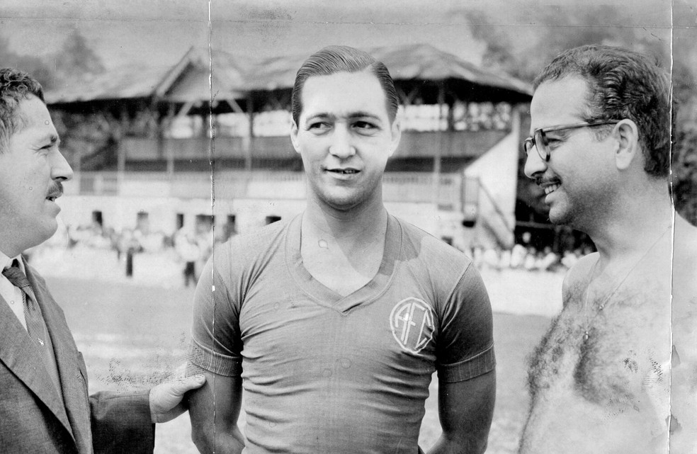 Heleno de Freitas defendeu o América-RJ antes de encerrar a carreira — Foto: GloboEsporte.com