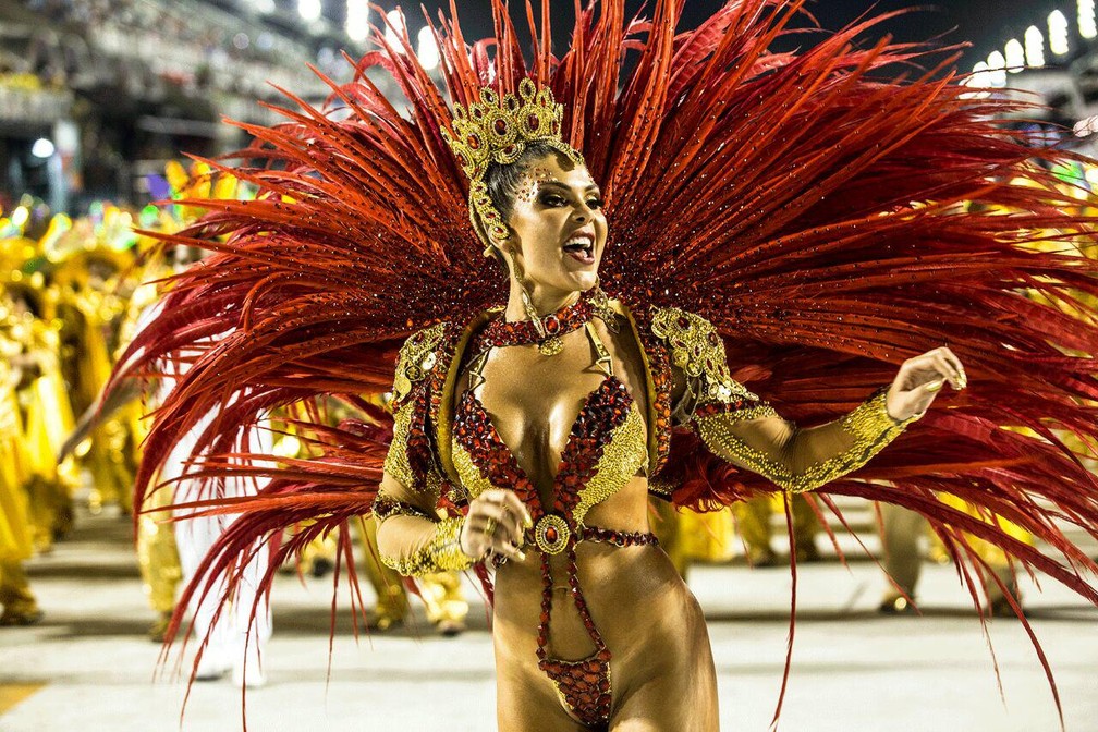 A jornalista Elaine Azevedo é rainha de bateria da Unidos da Tijuca — Foto: Divulgação