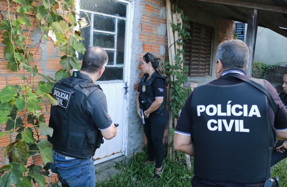 Polícia faz operação para combater violência contra a mulher — Foto: Divulgação/Polícia Civil