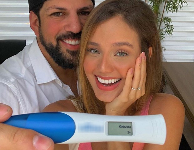 Sorocaba e Biah Rodrigues anunciam gravidez (Foto: Reprodução/Instagram)