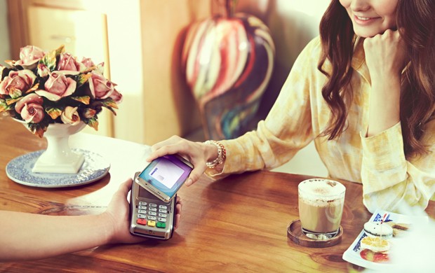 Samsung também introduziu sistema de pagamento concorrente ao Apple Pay (Foto: Divulgação/Samsung)